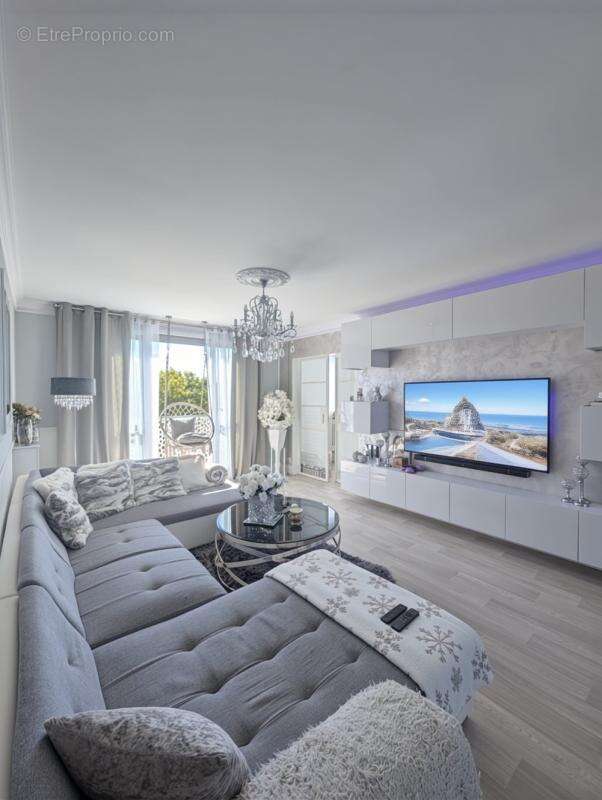 Appartement à PIERRE-BENITE