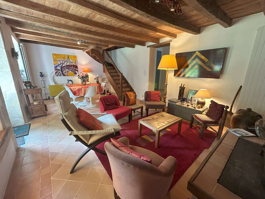 Maison à MAZEROLLES