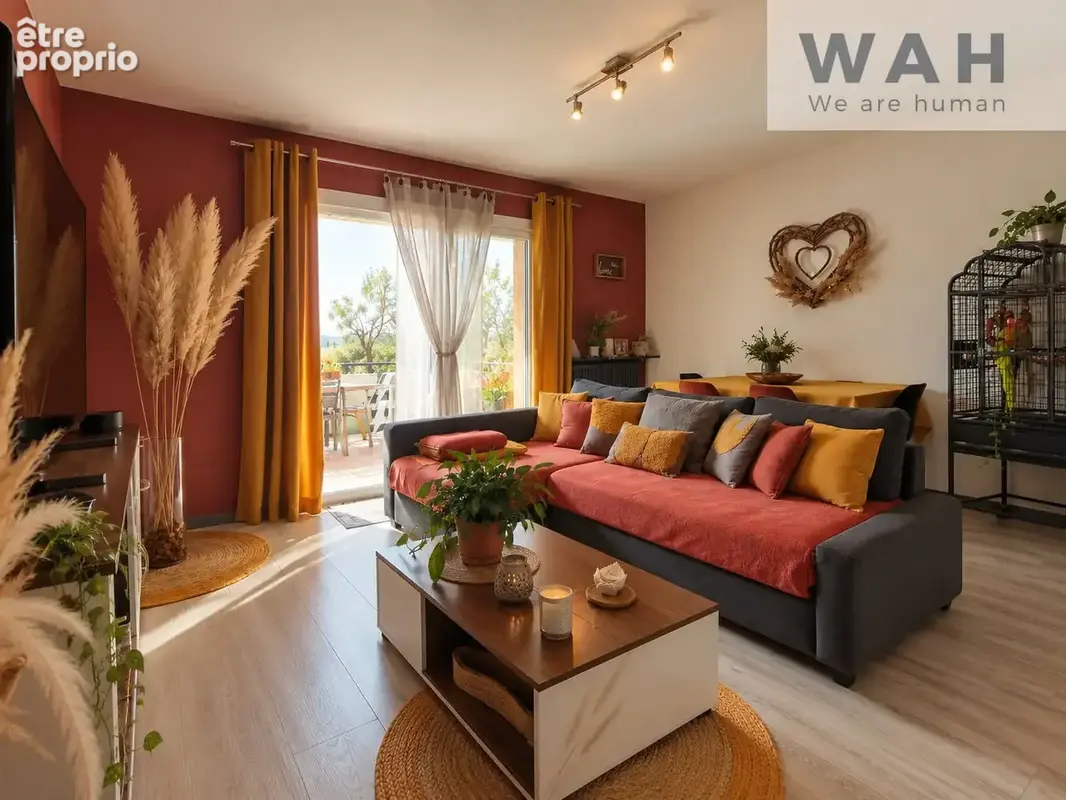 Maison t6 divisee en 2 appartements avec jardin terrasse et garage - 34400 lunel - photo 1