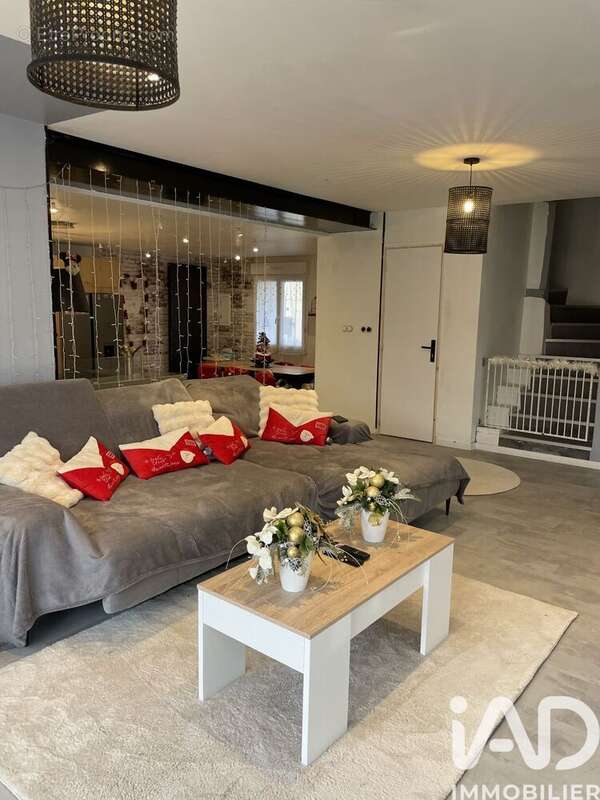 Photo 3 - Maison à QUINCY-VOISINS