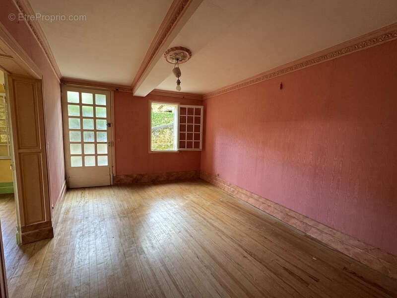 Maison à SAINT-EMILION