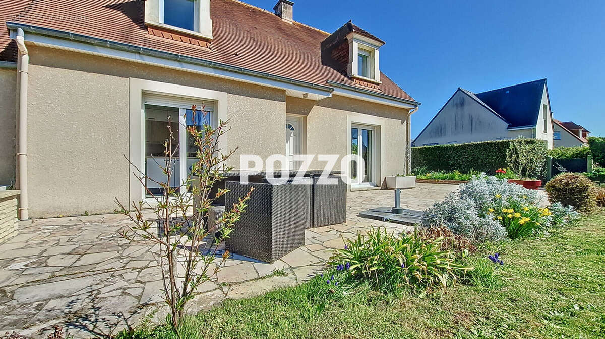 Maison à COURSEULLES-SUR-MER