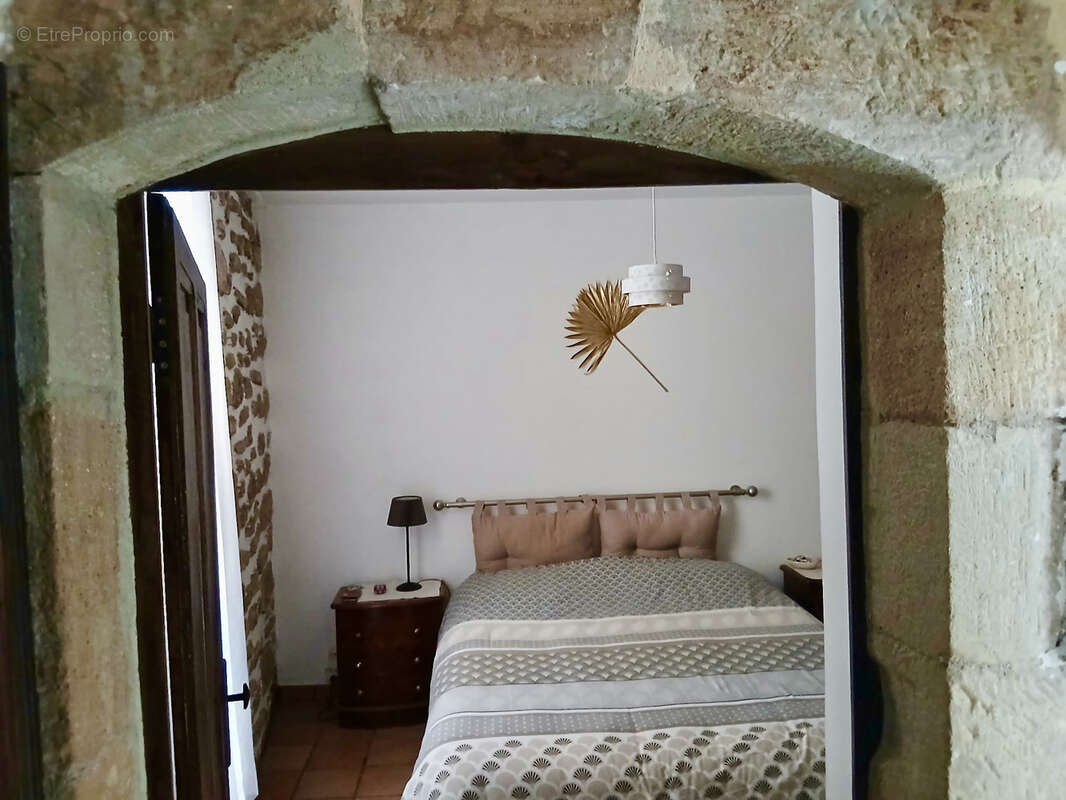 Maison à SAINT-FELIX-DE-LODEZ