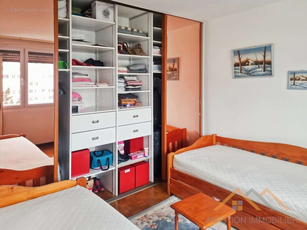 Appartement à LE KREMLIN-BICETRE