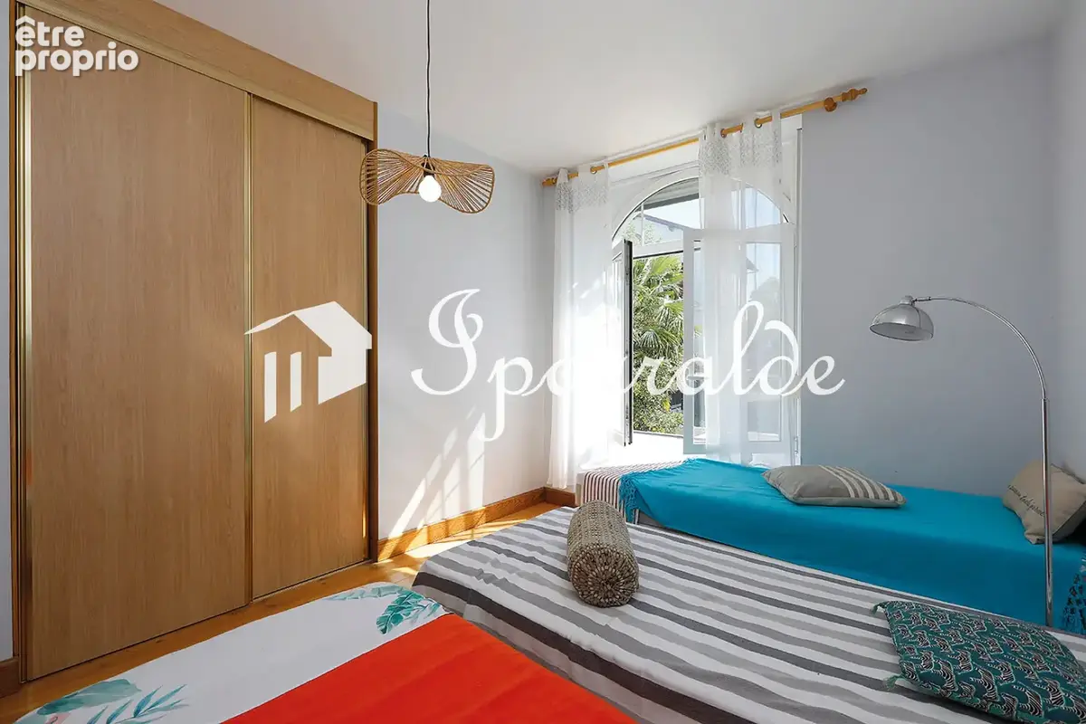 CENTRE-VILLE   T3 72 m2 avec terrasse, jardin et caves - photo 30