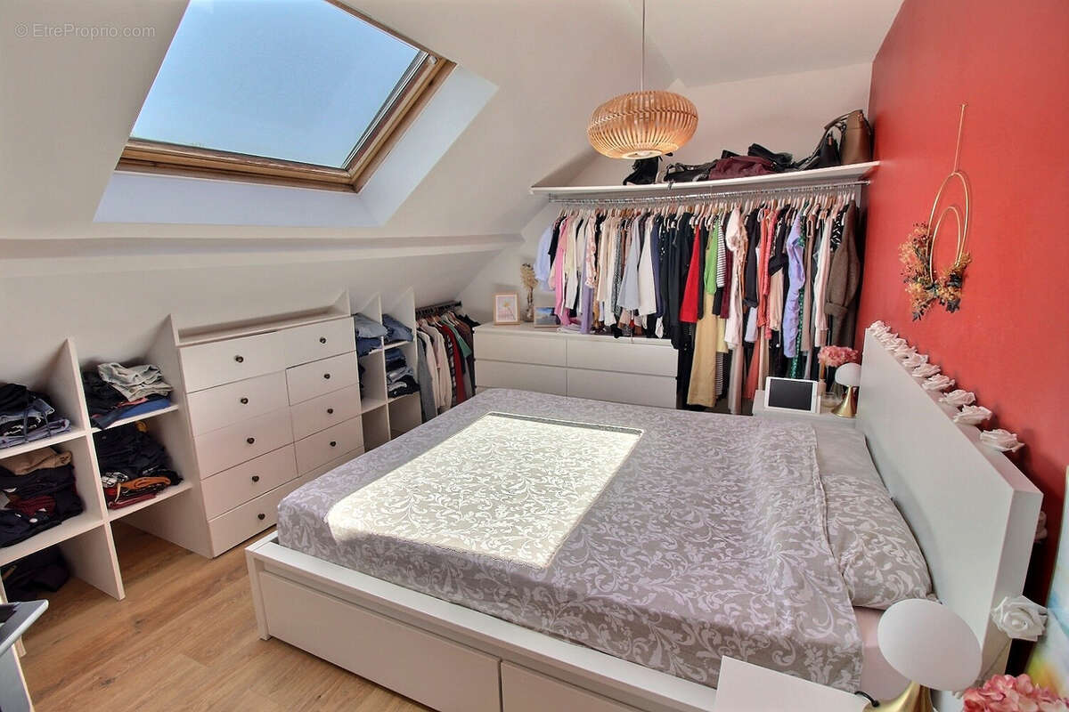 Appartement à MONTIGNY-LE-BRETONNEUX