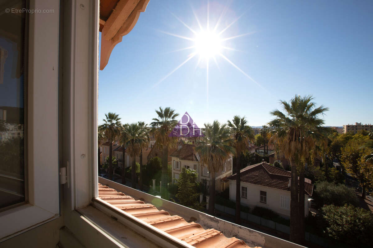 Appartement à HYERES