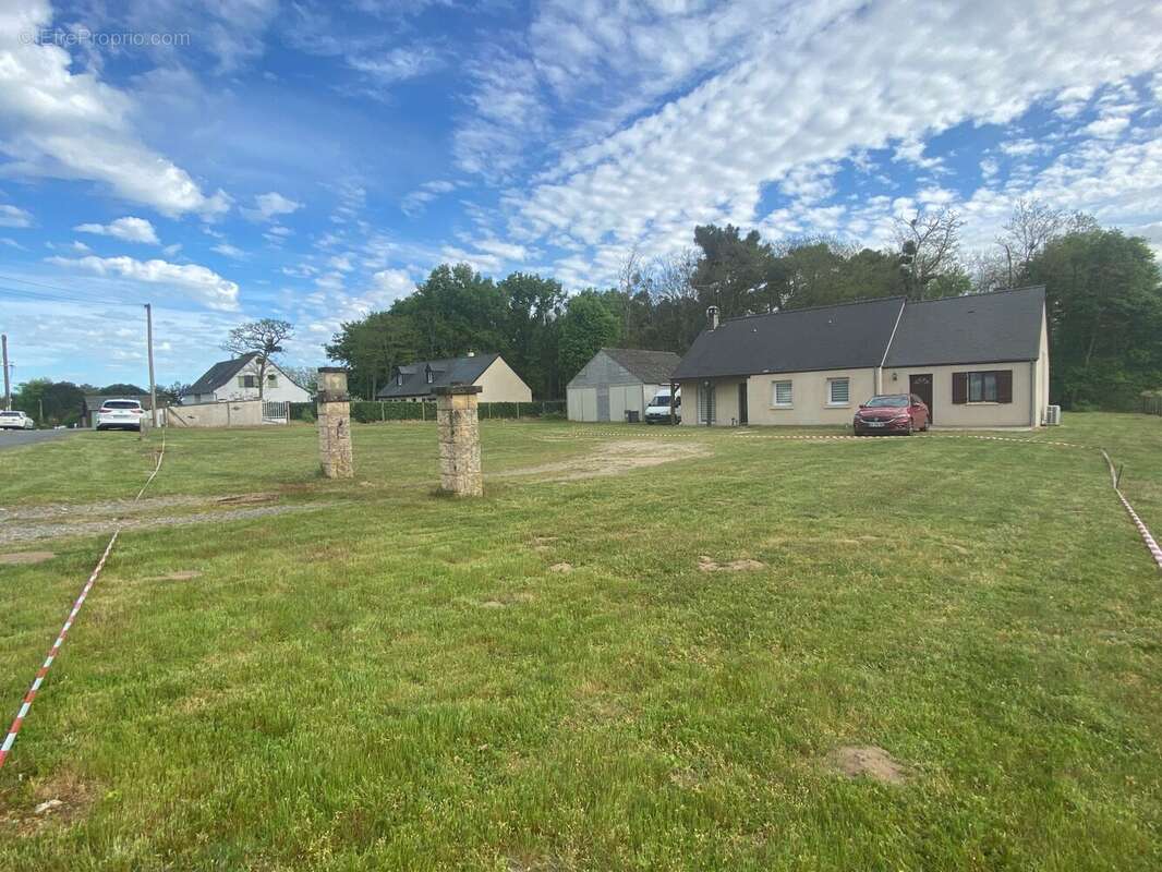 Terrain à BEAUFORT-EN-VALLEE
