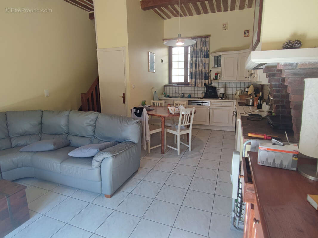 Appartement à LA REDORTE
