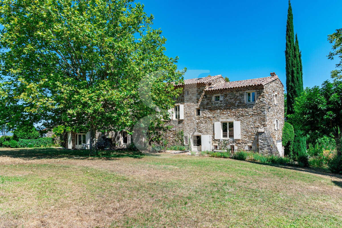 Maison à LA BEGUDE-DE-MAZENC