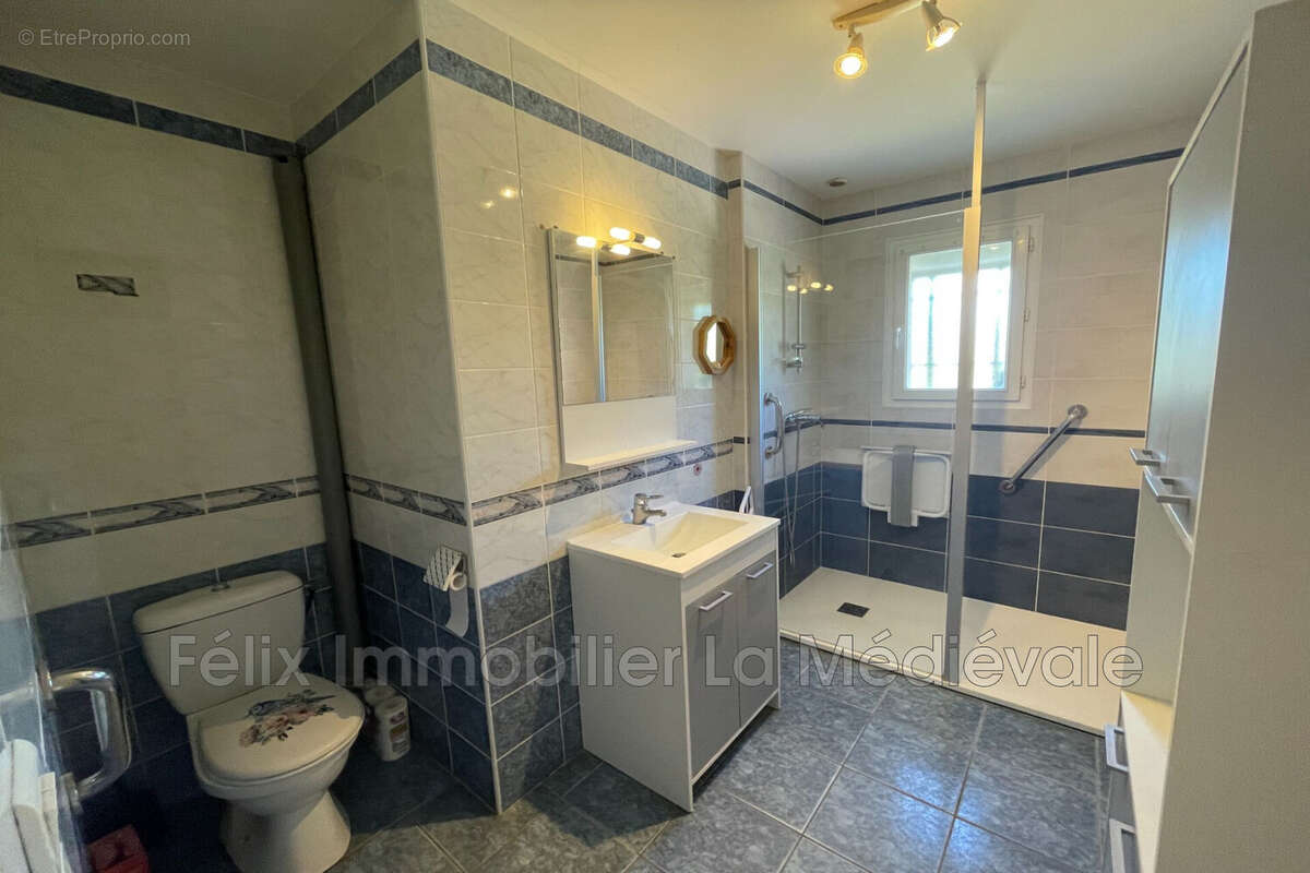Maison 95 m² à Vitrac  - photo 5