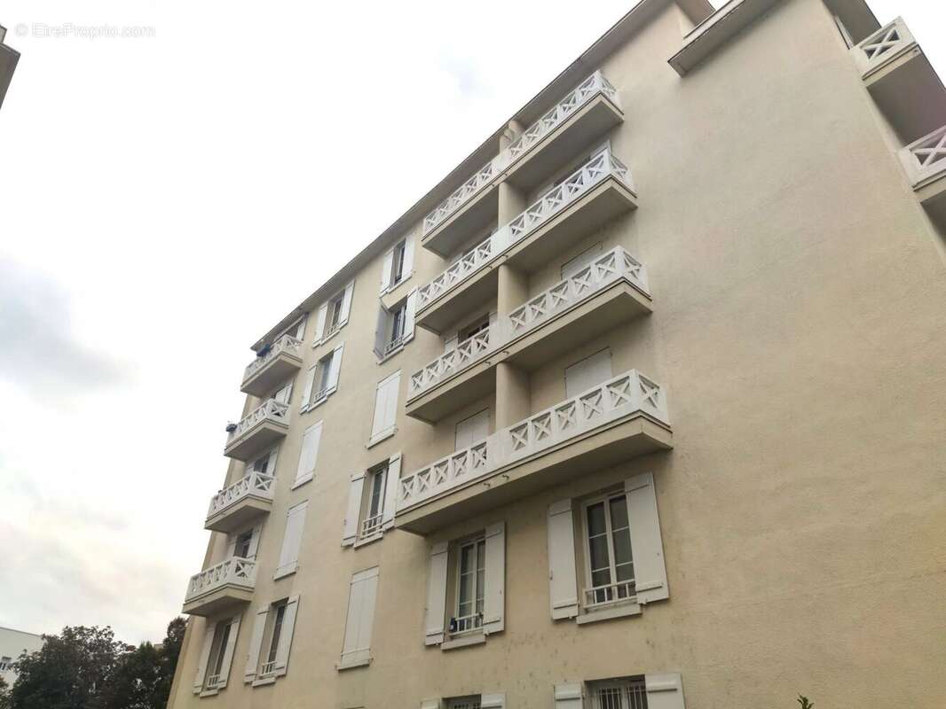 Appartement à COLOMBES
