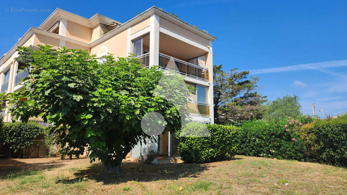 Appartement à FREJUS