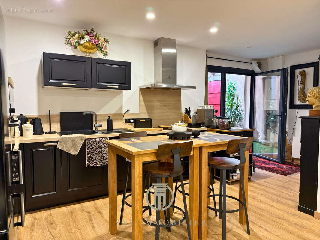 Appartement à MONTCEAU-LES-MINES