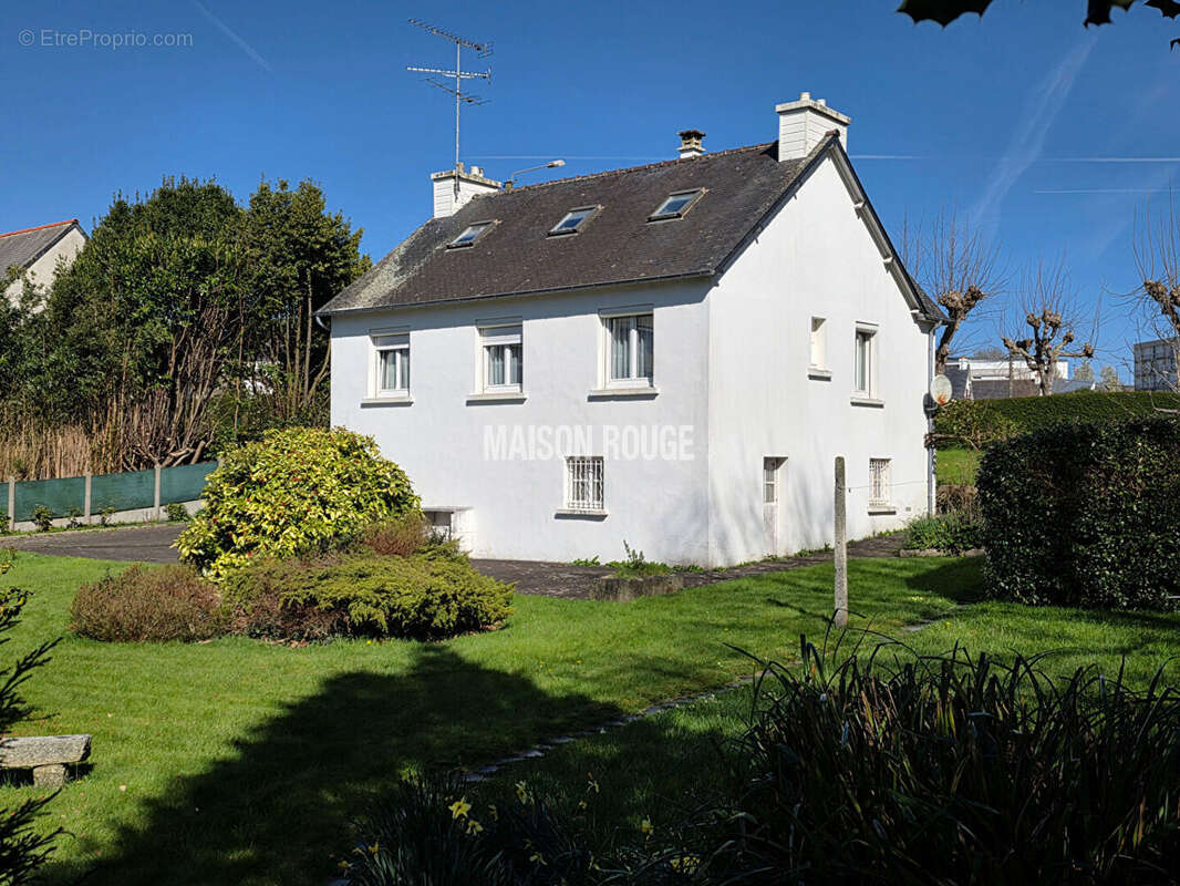 Maison - Trois chambres - LANNION - photo 2