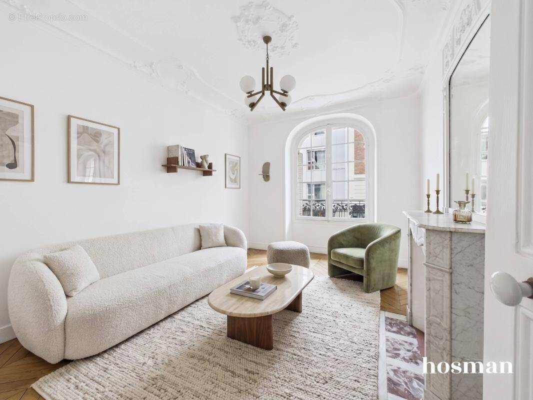 Appartement à PARIS-12E