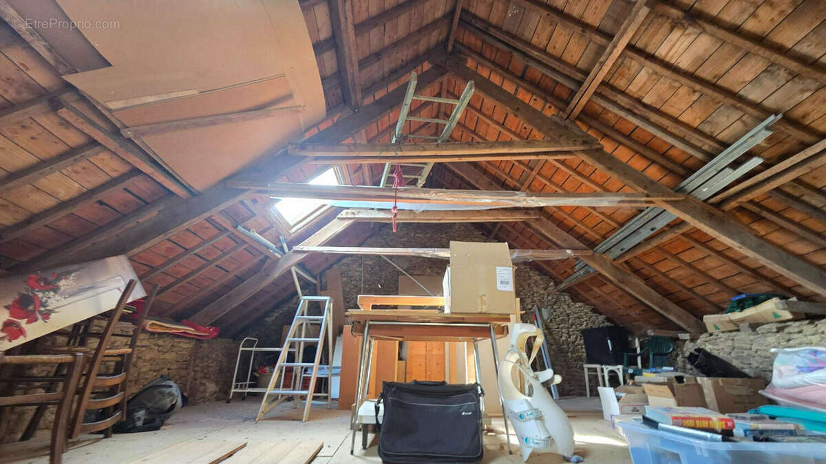 20 min au Sud de Guingamp Maison sur environ 5000m² de terrain avec hangar - photo 7