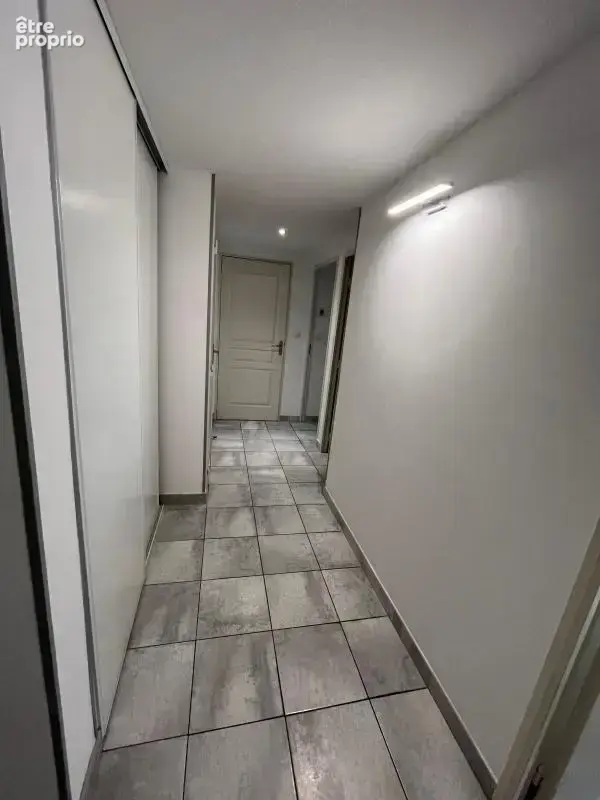 Appartement À Vendre - photo 11