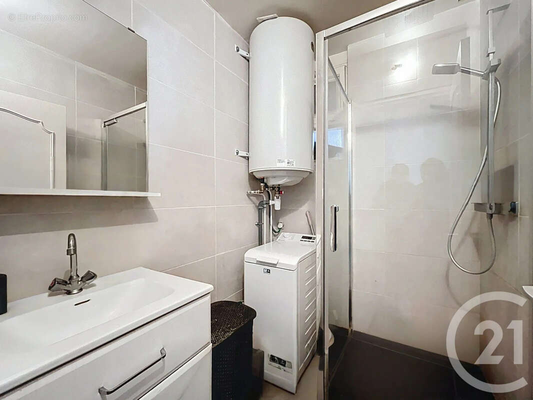 Appartement à PONT-EVEQUE