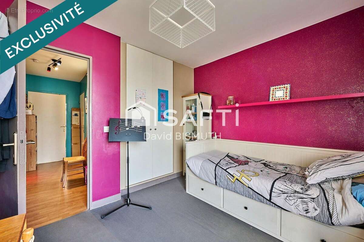 Photo 9 - Appartement à GENNEVILLIERS