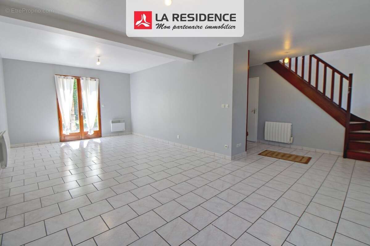 Maison à ROSNY-SUR-SEINE