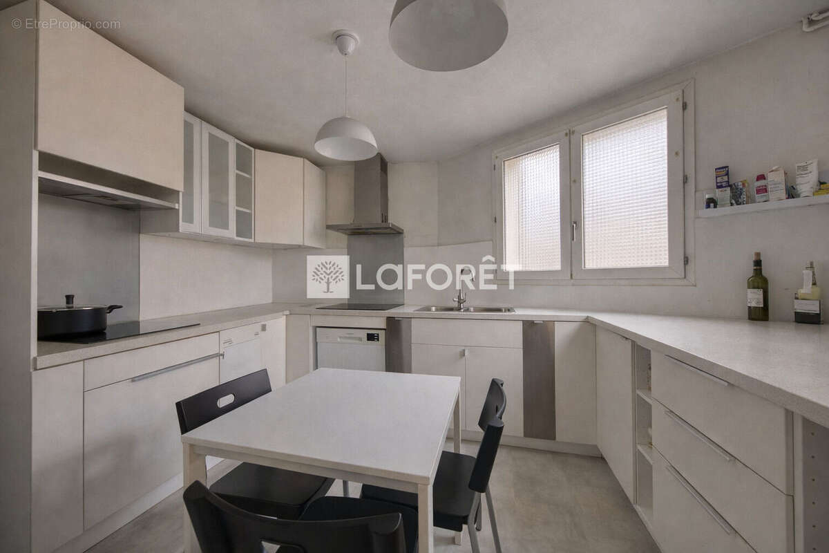 Maison Pontault Combault 6 pièce(s) 104.49 m2 - photo 3
