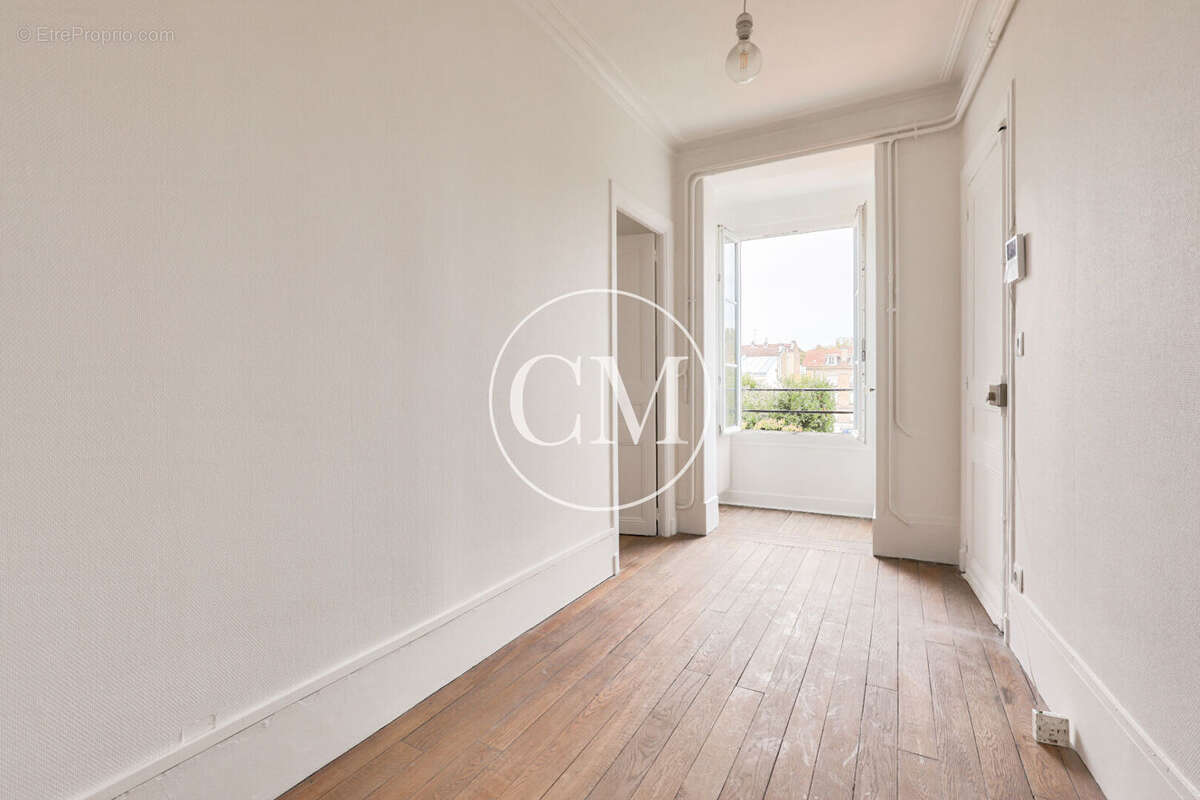 Appartement à VERSAILLES