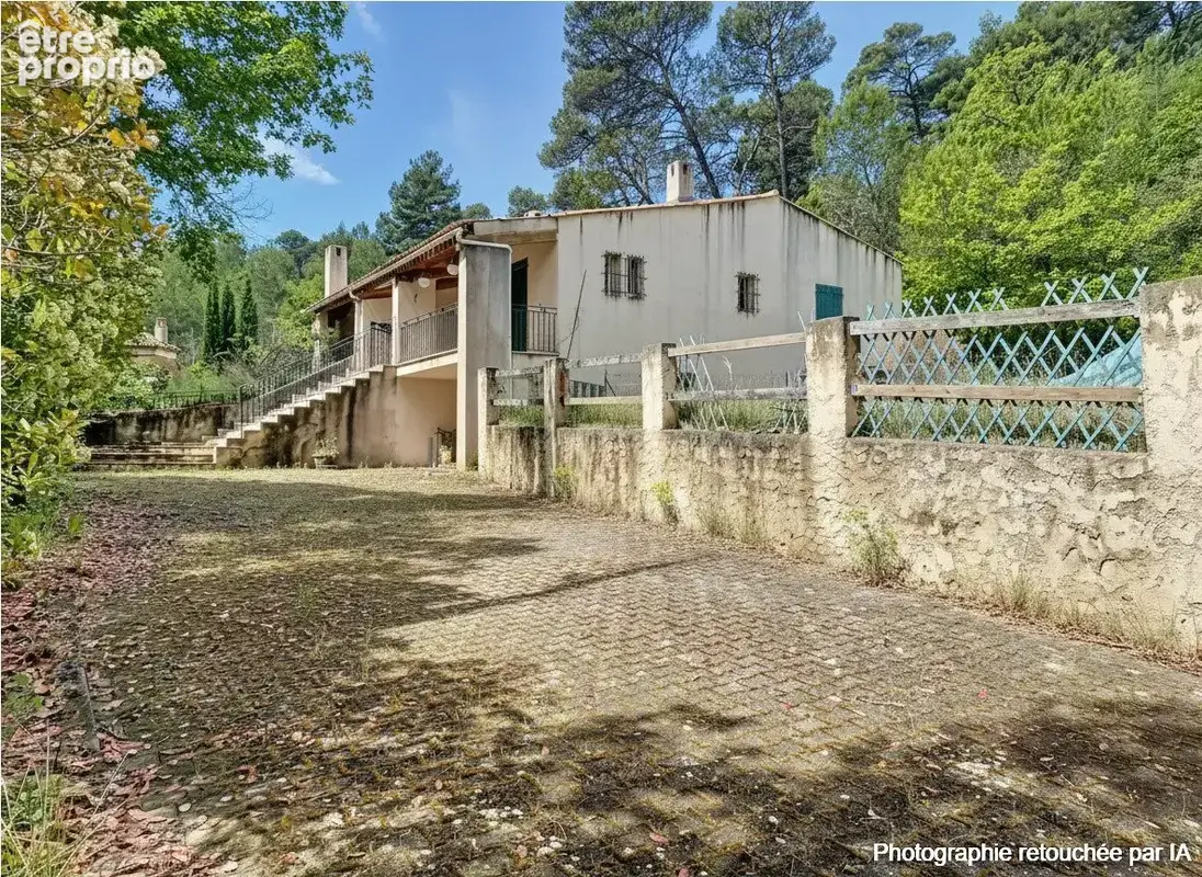 Maison 6 pièces 165 m² à vendre à Mirabeau (84120) - photo 3