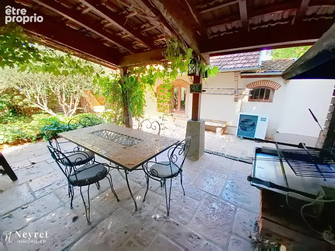 Rare, dans maison vigneronne de caractère , appartement de de 11 pièces de 210 m2 avec jardin et piscine - photo 33