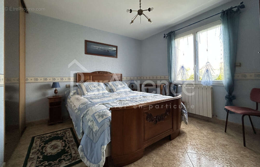 Maison familiale avec beau terrain arboré - photo 13