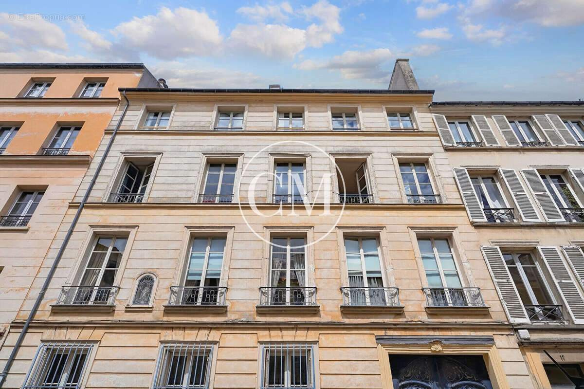 Appartement à VERSAILLES