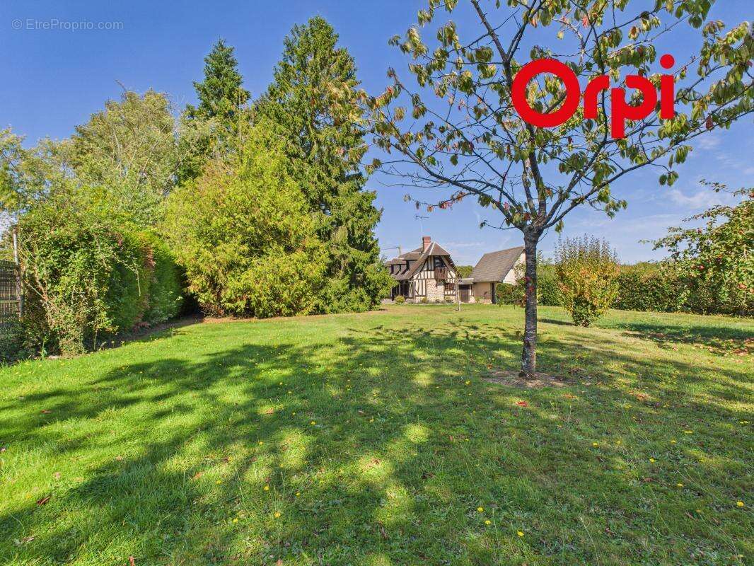 Maison à BERNAY