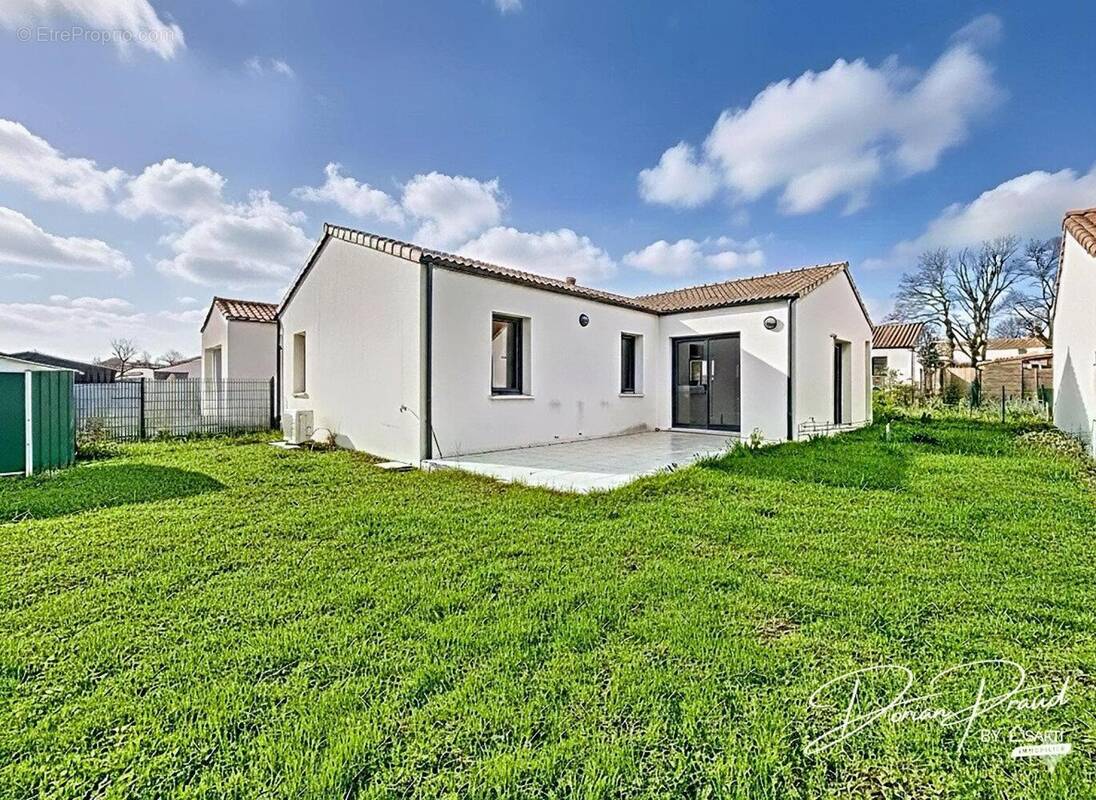 Photo 1 - Maison à LA GARNACHE