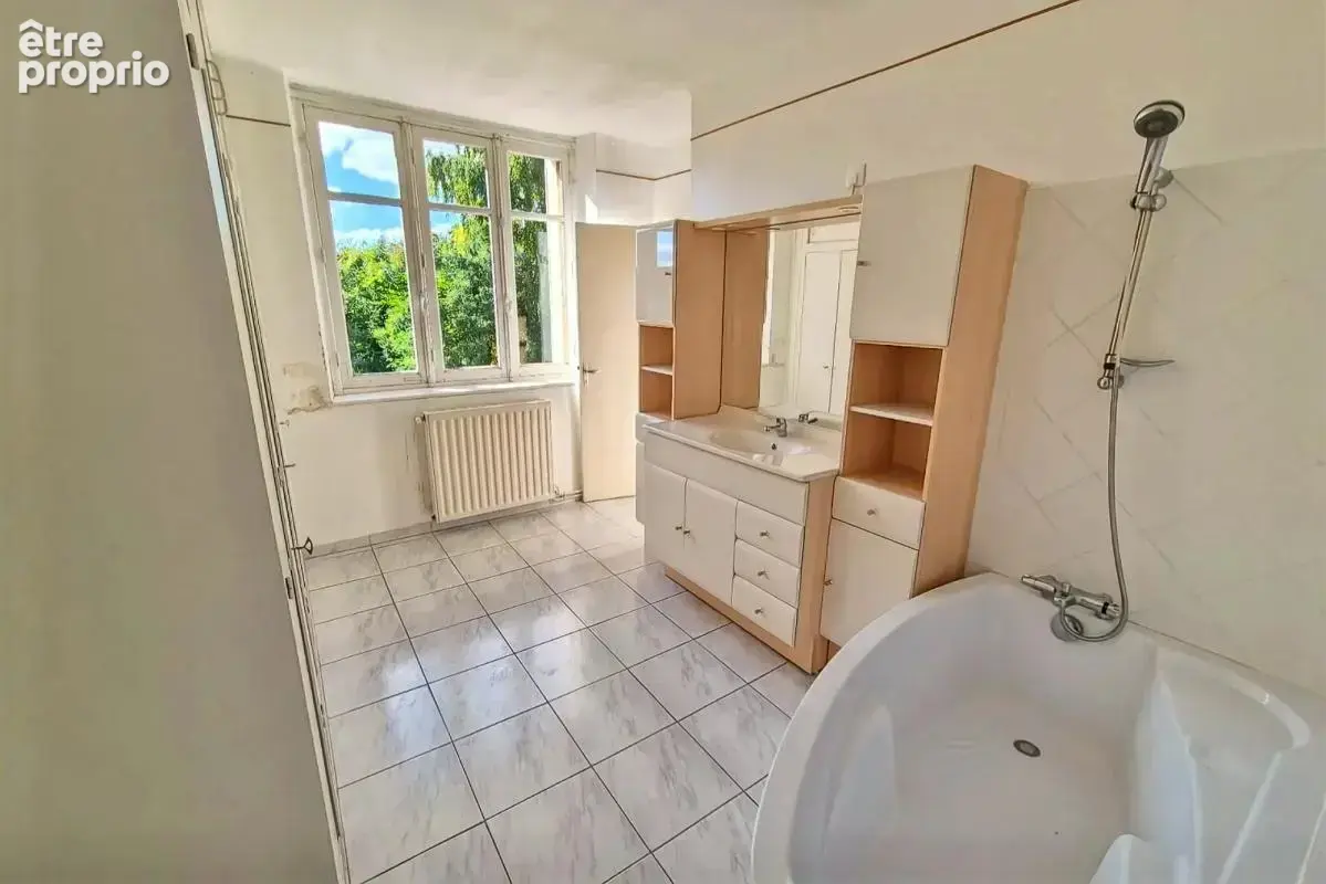 Maison 7 pièces 198 m² à vendre à La Chatre (36400) - photo 9
