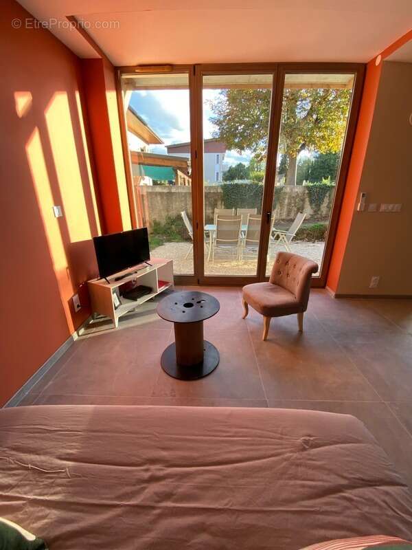 Appartement à SONNAZ