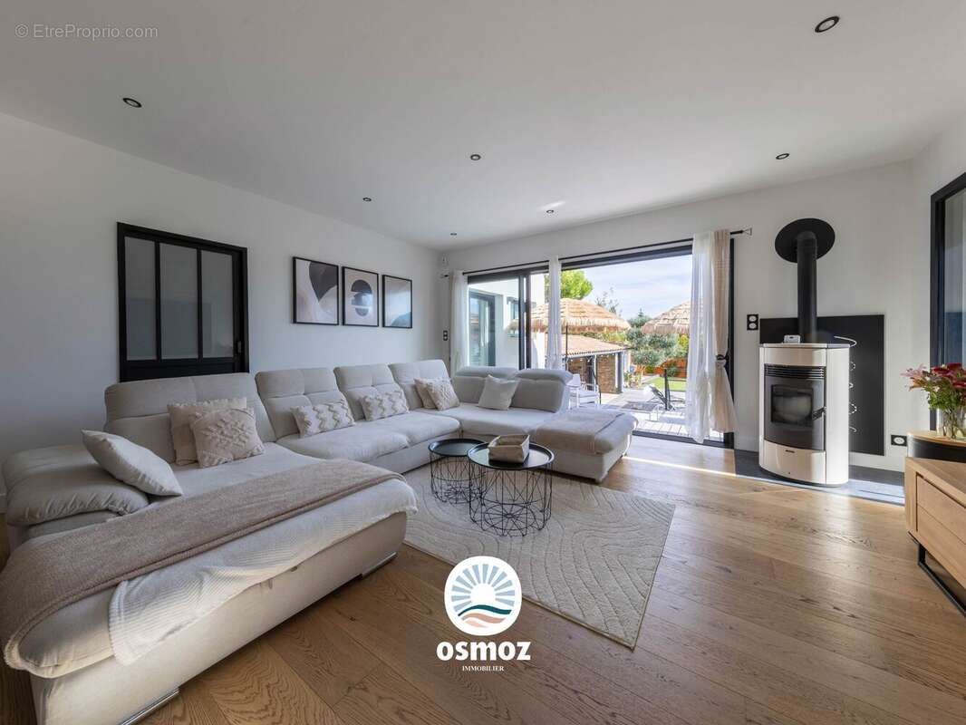 Maison à DOMPIERRE-SUR-MER