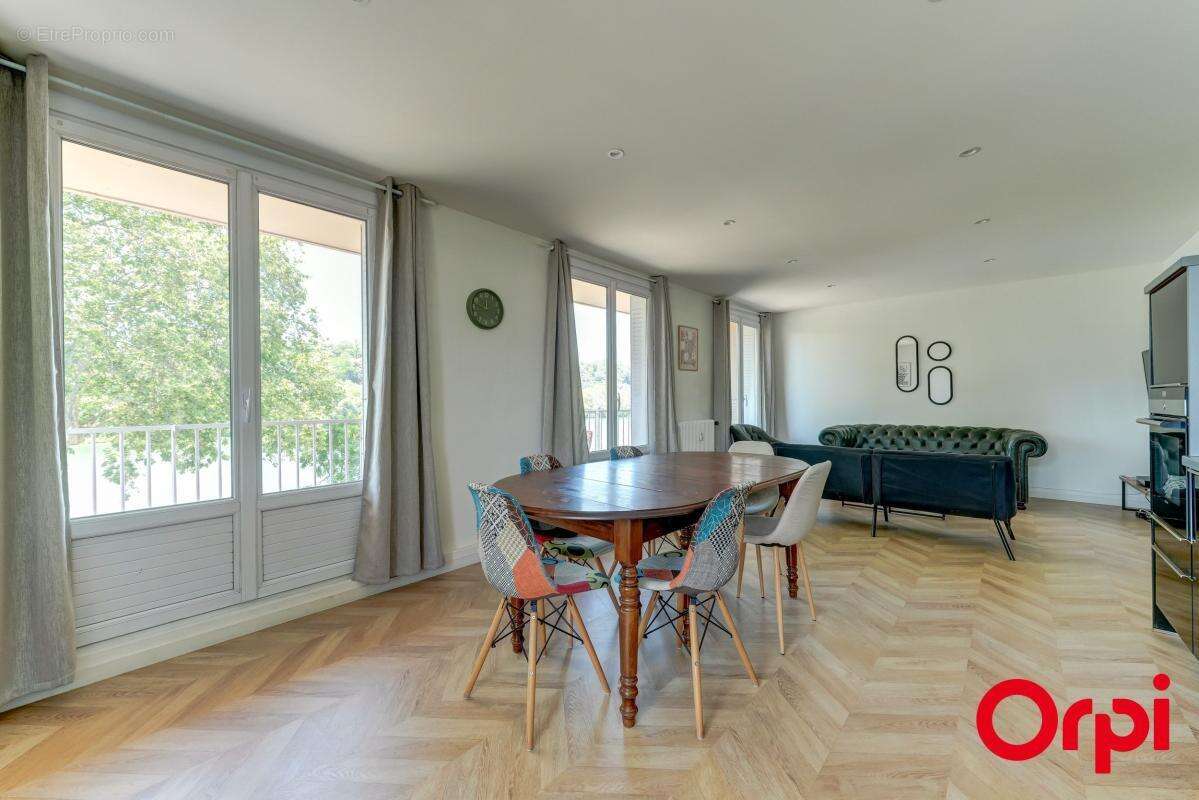 Exclusivité Orpi - Appartement T3 lumineux de près de 77 m2 avec une place privative - photo 4