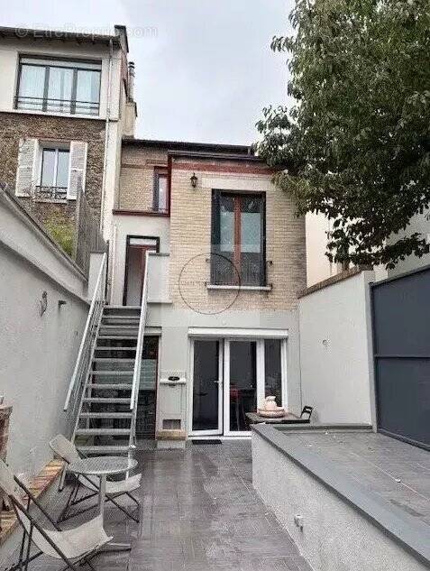 Maison à MONTREUIL
