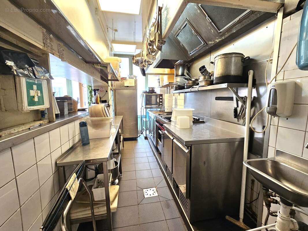 cuisine - Autre à PARIS-11E