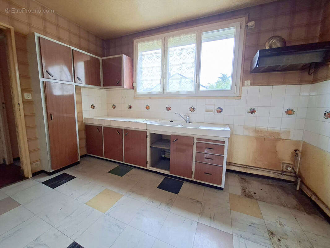 Maison à CHATELLERAULT