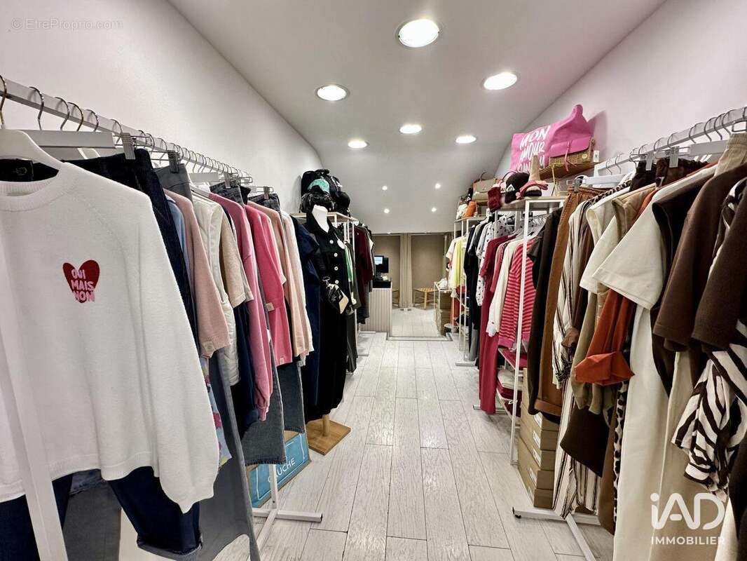 Photo 3 - Commerce à SANARY-SUR-MER