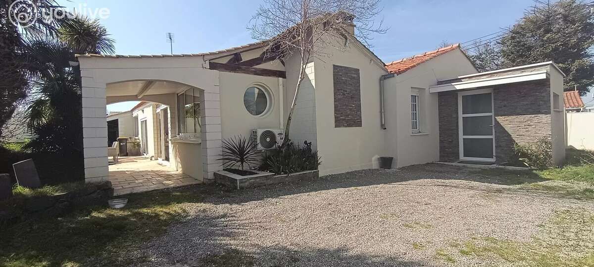 Maison à GROSBREUIL