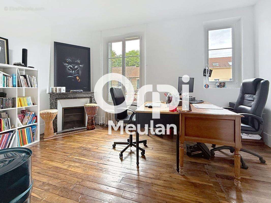 Maison à MEULAN