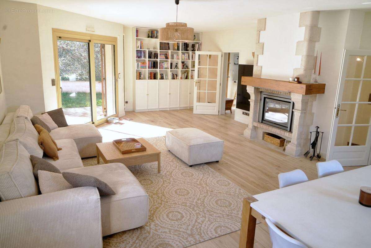 Maison à VELARS-SUR-OUCHE