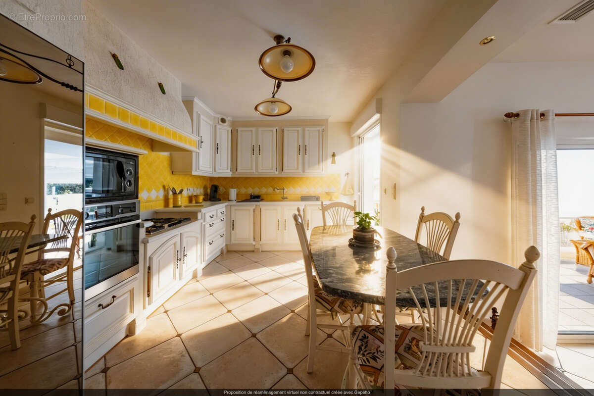 Maison à SATURARGUES