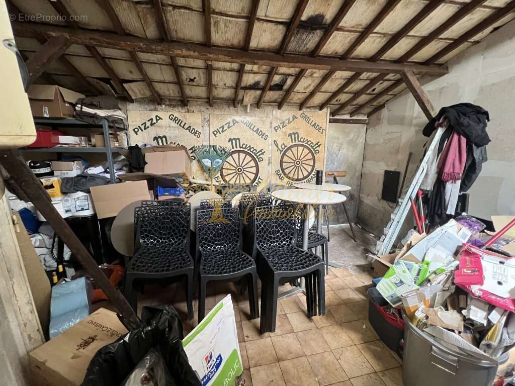 Commerce à SAINT-MAUR-DES-FOSSES