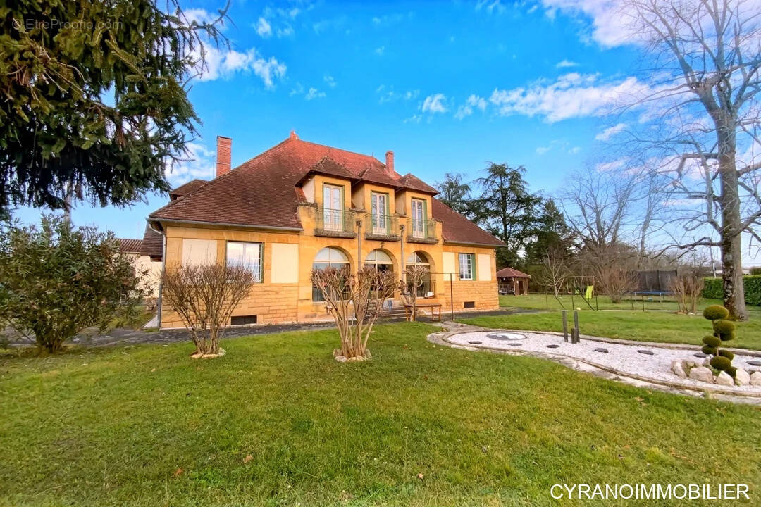 Maison à SAINT-GERMAIN-ET-MONS