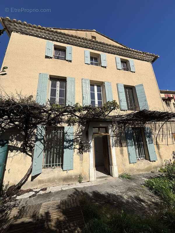 Maison à MALAUCENE