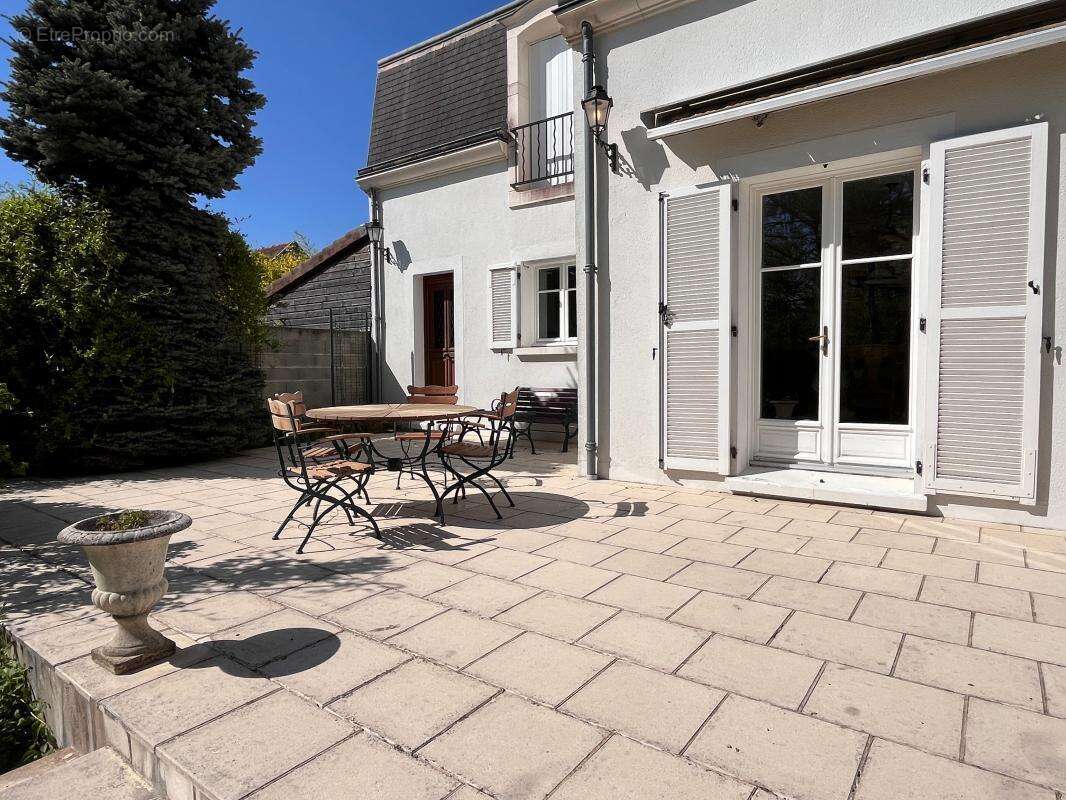 Maison à SAINT-DENIS-EN-VAL