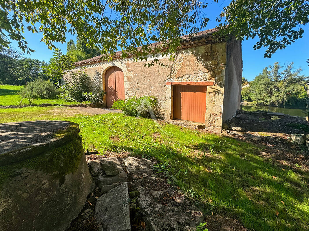 Maison à VIRE-SUR-LOT